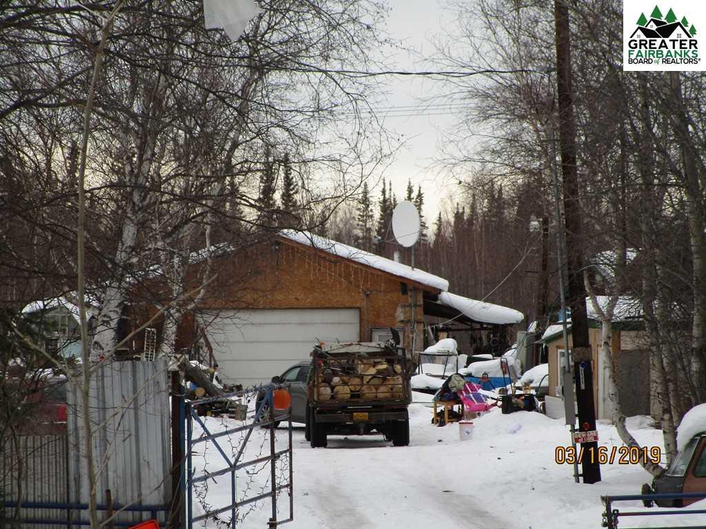 MP 294.5 Parks Highway - Photo 1