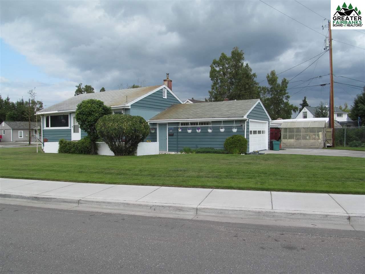 1050 Kellum Street - Photo 1