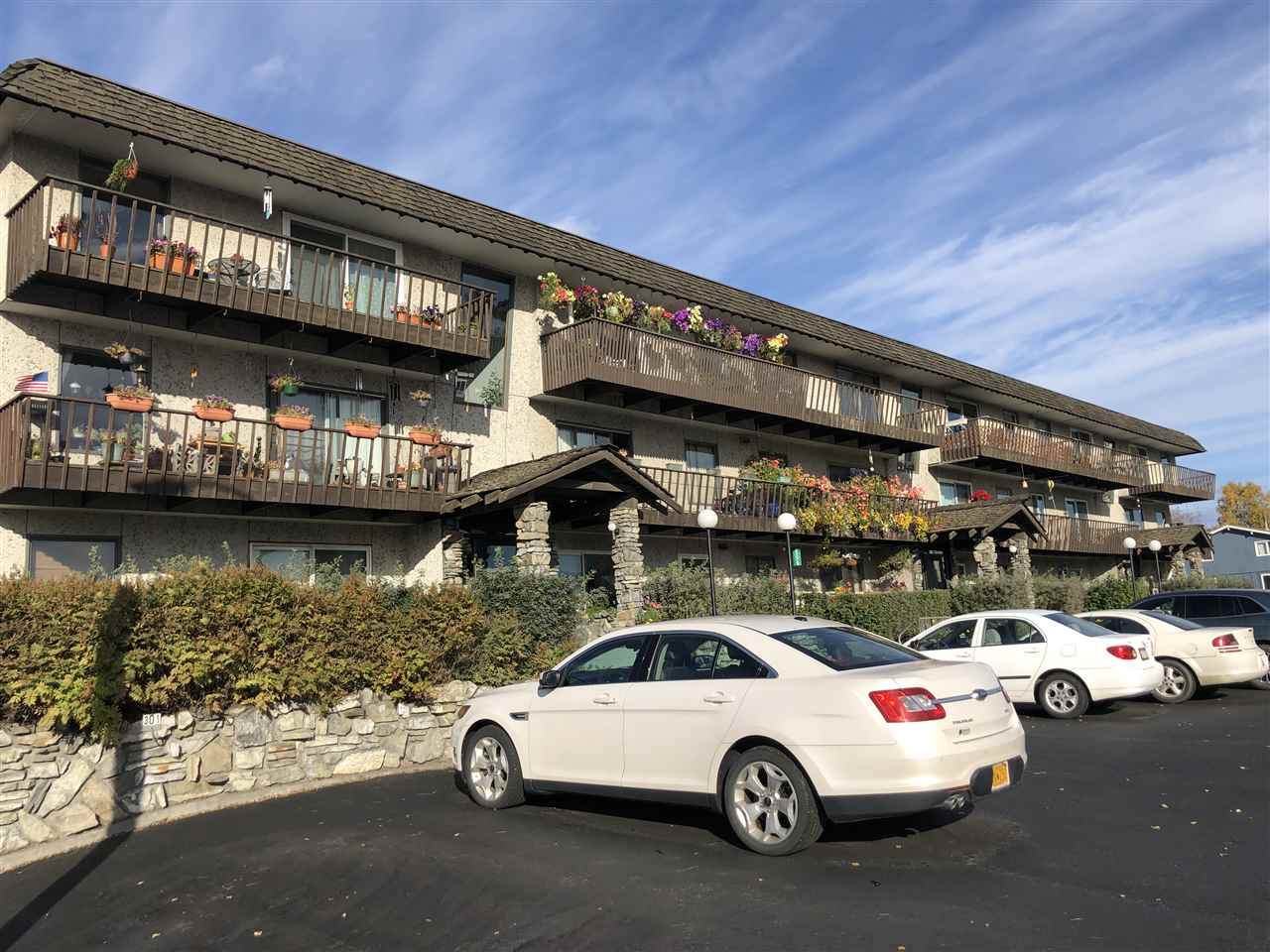 1070 Turner Street - Photo 1