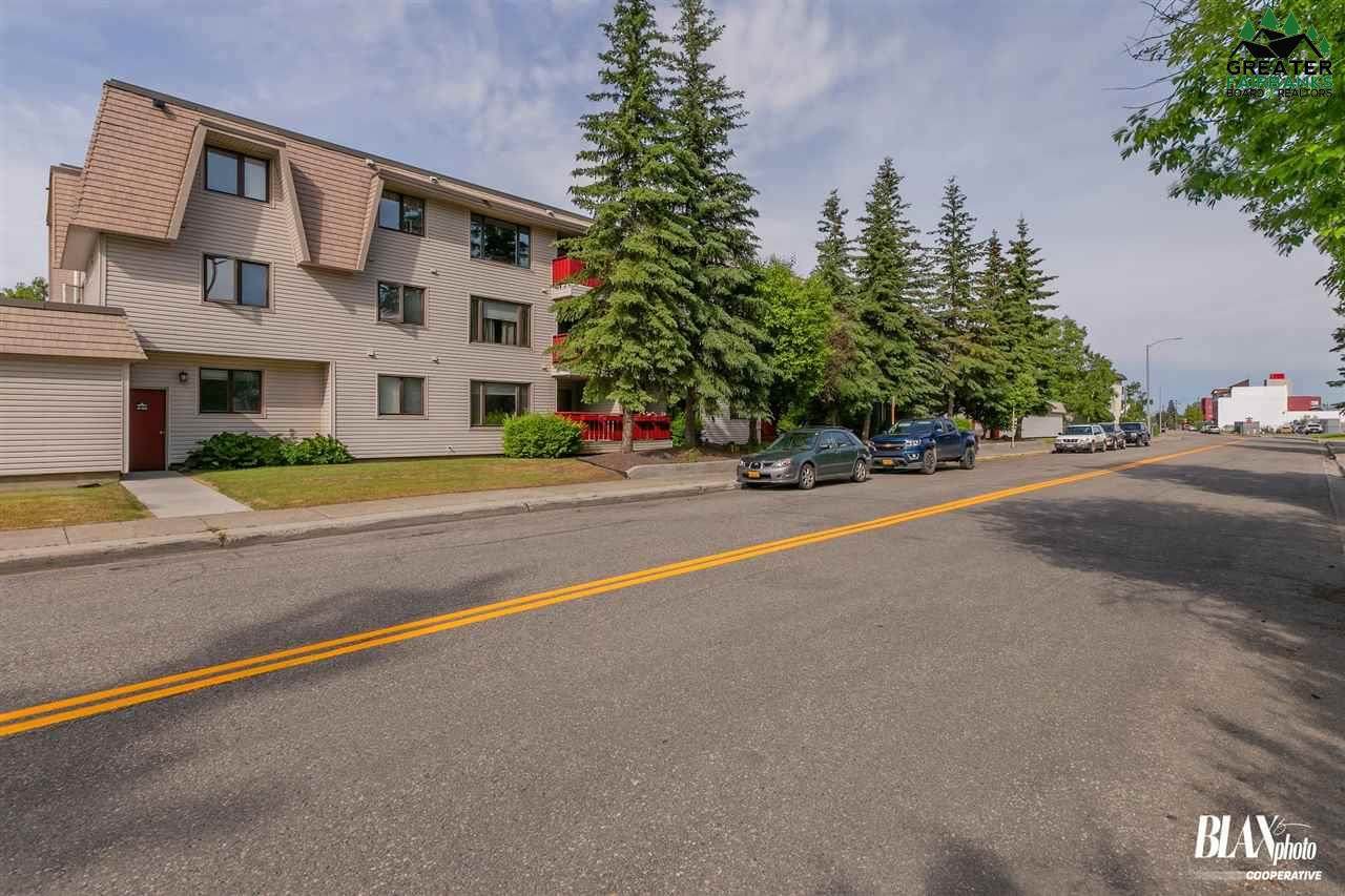 666 11TH AVENUE - Photo 1