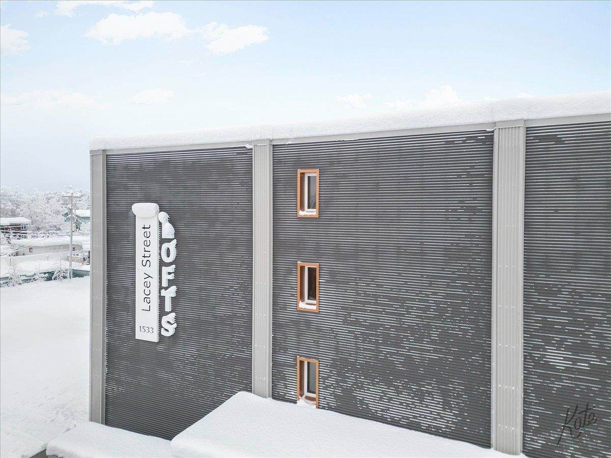 1533 Lacey Street - Photo 1