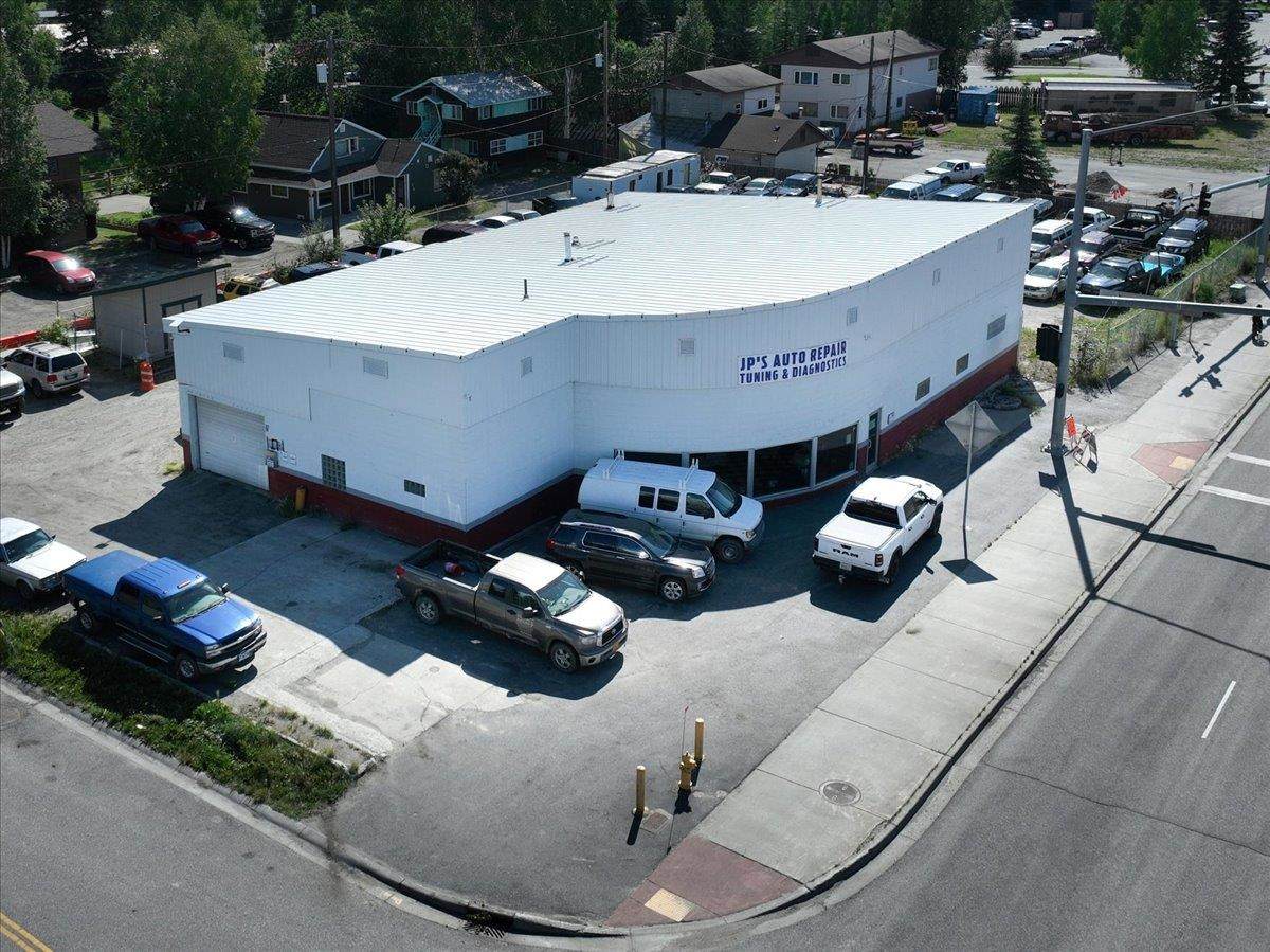 269 Illinois Street - Photo 1