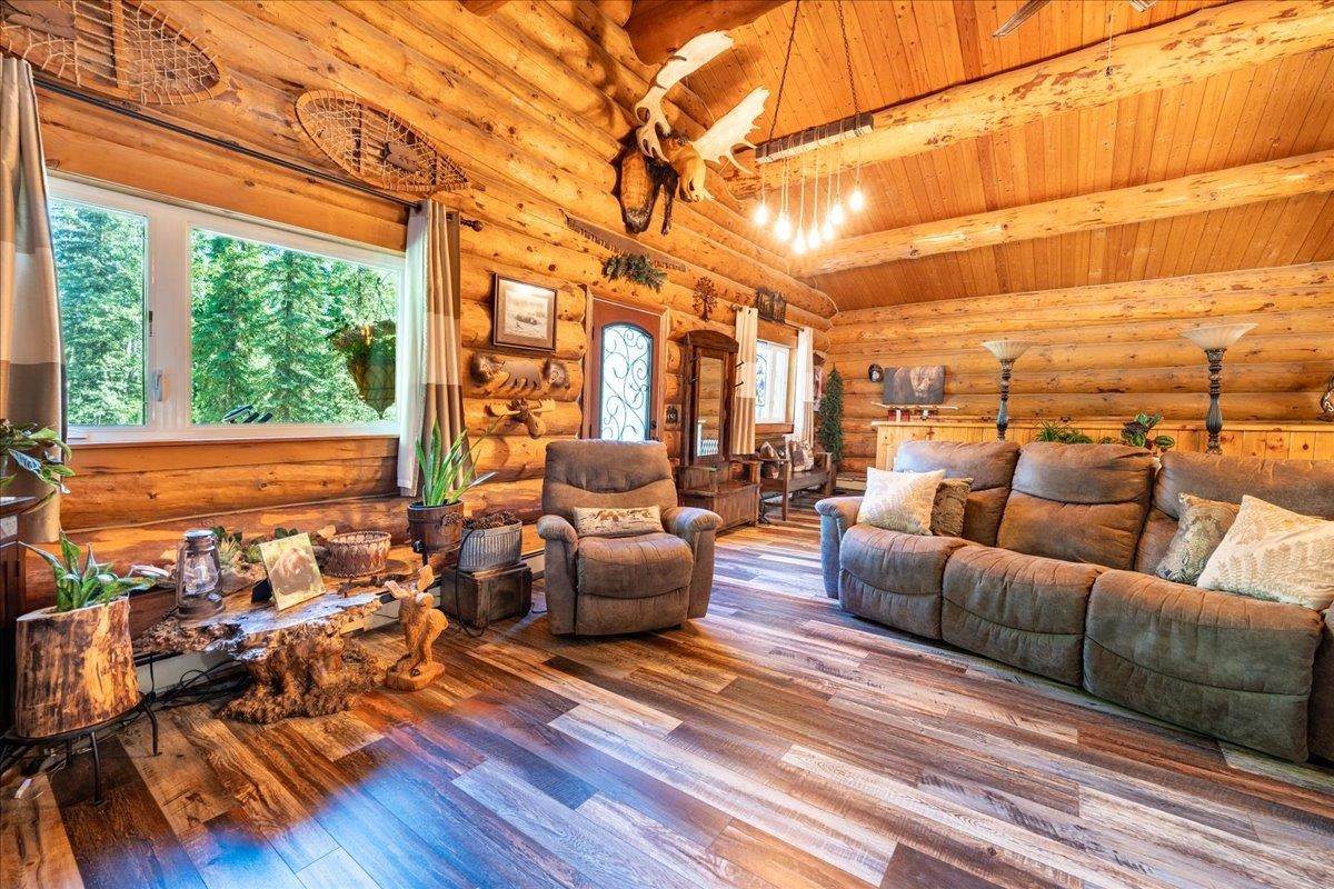 https://bt-photos.global.ssl.fastly.net/fairbanks/orig_boomver_1_159851-2.jpg