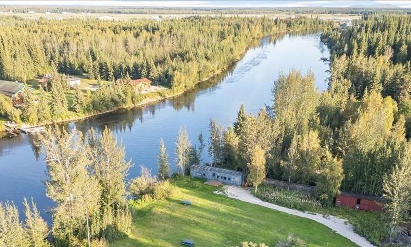 https://bt-photos.global.ssl.fastly.net/fairbanks/orig_boomver_1_159858-2.jpg