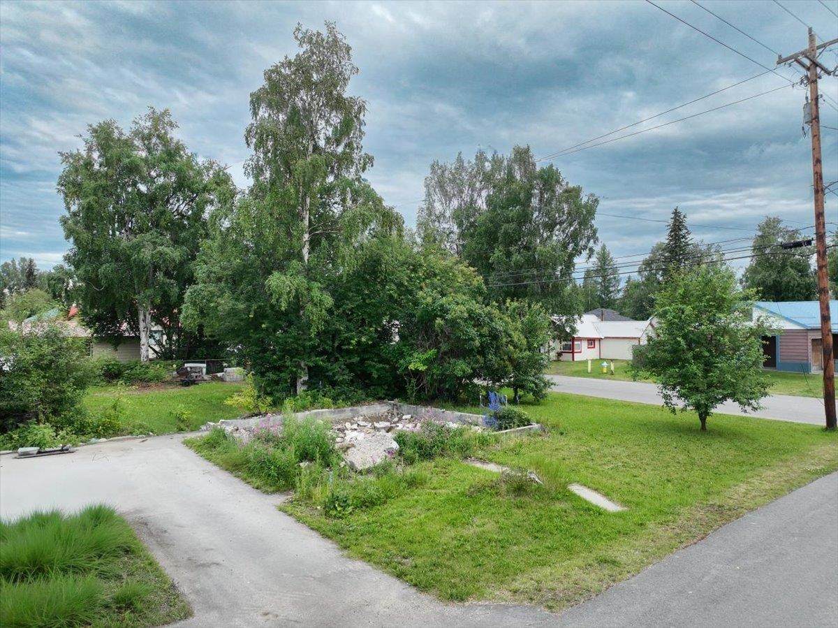 https://bt-photos.global.ssl.fastly.net/fairbanks/orig_boomver_1_160909-2.jpg