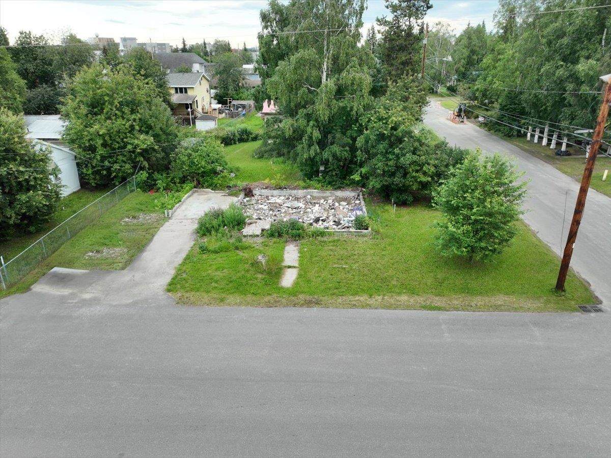 https://bt-photos.global.ssl.fastly.net/fairbanks/orig_boomver_1_160909-2.jpg