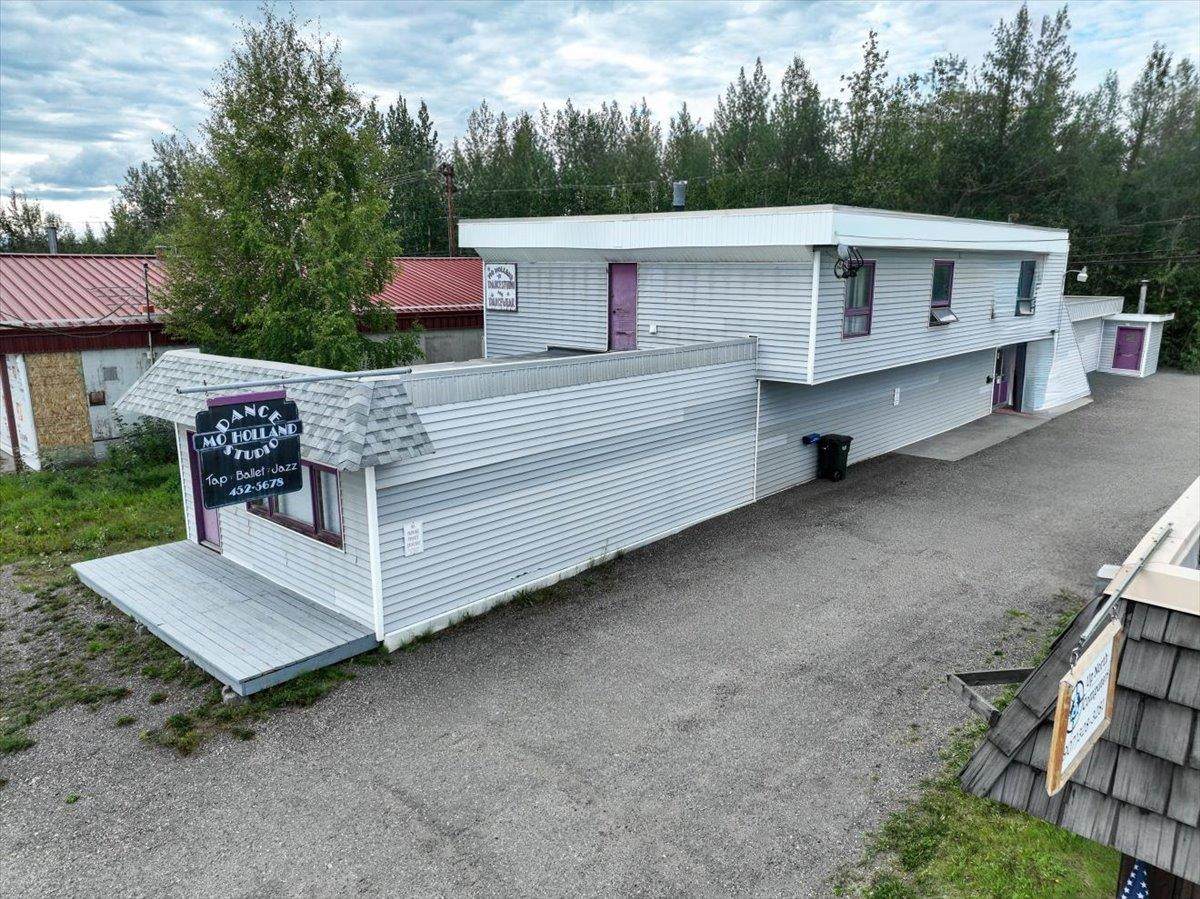 914 College Road - Photo 1