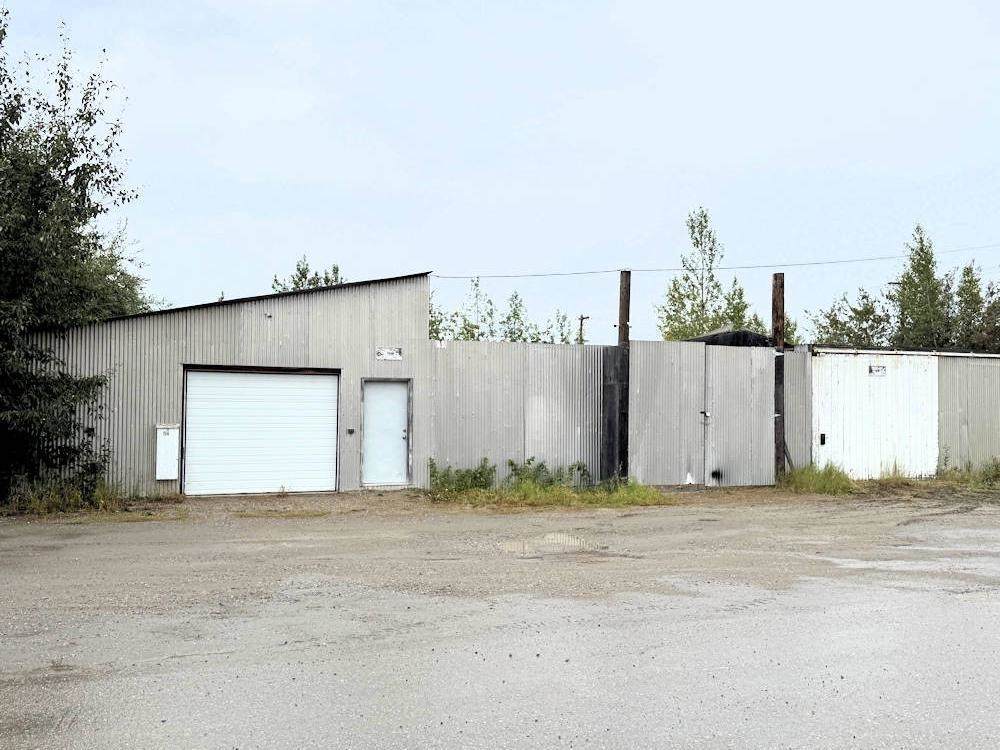 1510-1521 Well Street - Photo 1