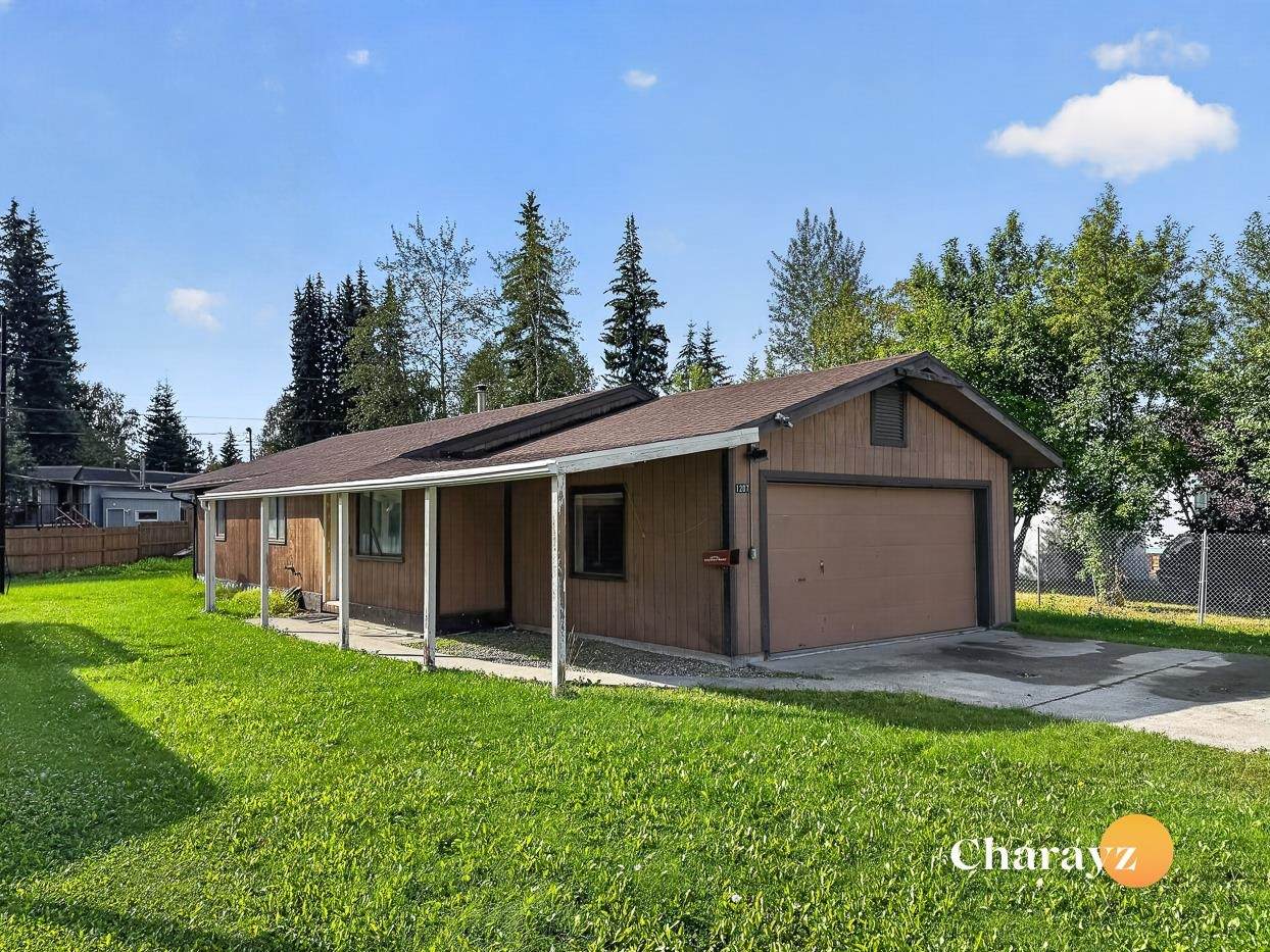 1207 Warren Street - Photo 1