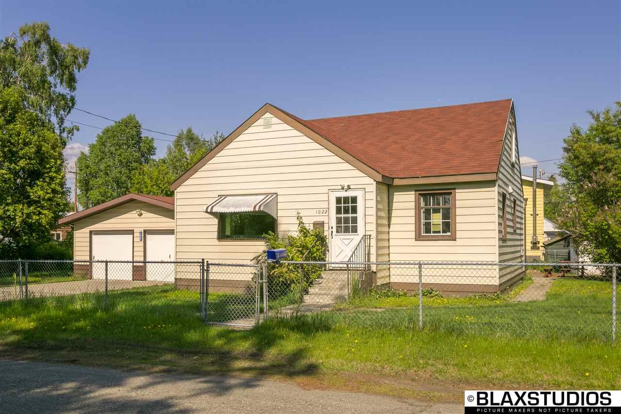 1022 4TH AVENUE - Photo 1