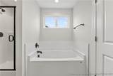 320 Pinnacle Court - Photo 26