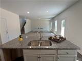 320 Traveller Way - Photo 10