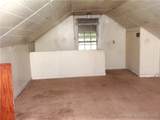 214 Windsor Drive - Photo 15