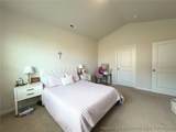 1024 Shoreline Drive - Photo 15