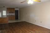 2411 Oak Street - Photo 2