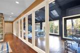 2003 Pinewood Terrace - Photo 11