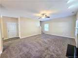 389 Roanoke Drive - Photo 4
