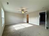 271 Sacksonia Street - Photo 28