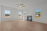 271 Elijah Way - Photo 15