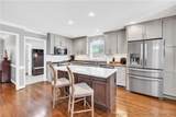 1110 Oakridge Boulevard - Photo 2