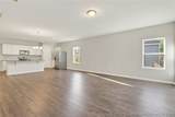 622 Blossom Trail - Photo 4