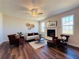 271 Sacksonia Street - Photo 10