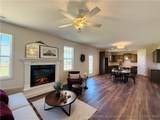 271 Sacksonia Street - Photo 11