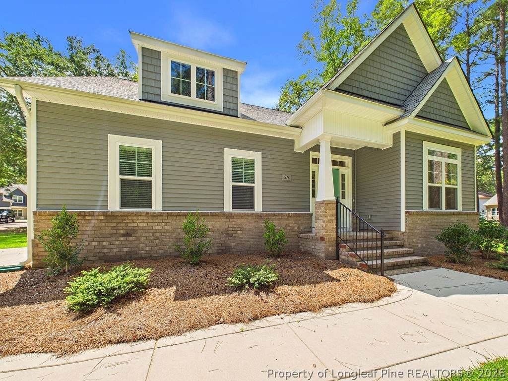 816 Red Hawk Place - Photo 1