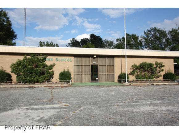 1480 Godwin Avenue - Photo 1