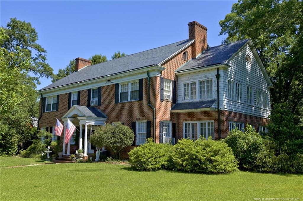 702 Main Street - Photo 1