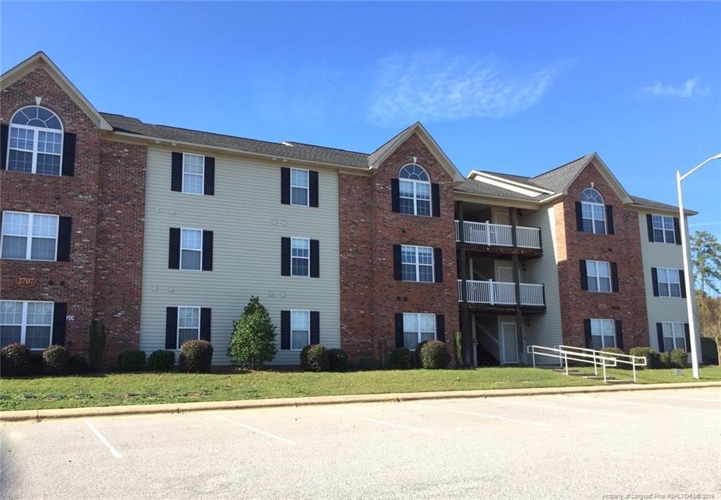 2711-7 Kentberry Avenue - Photo 1