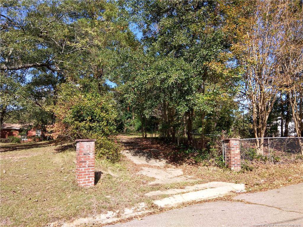 303 Brookwood Avenue - Photo 1