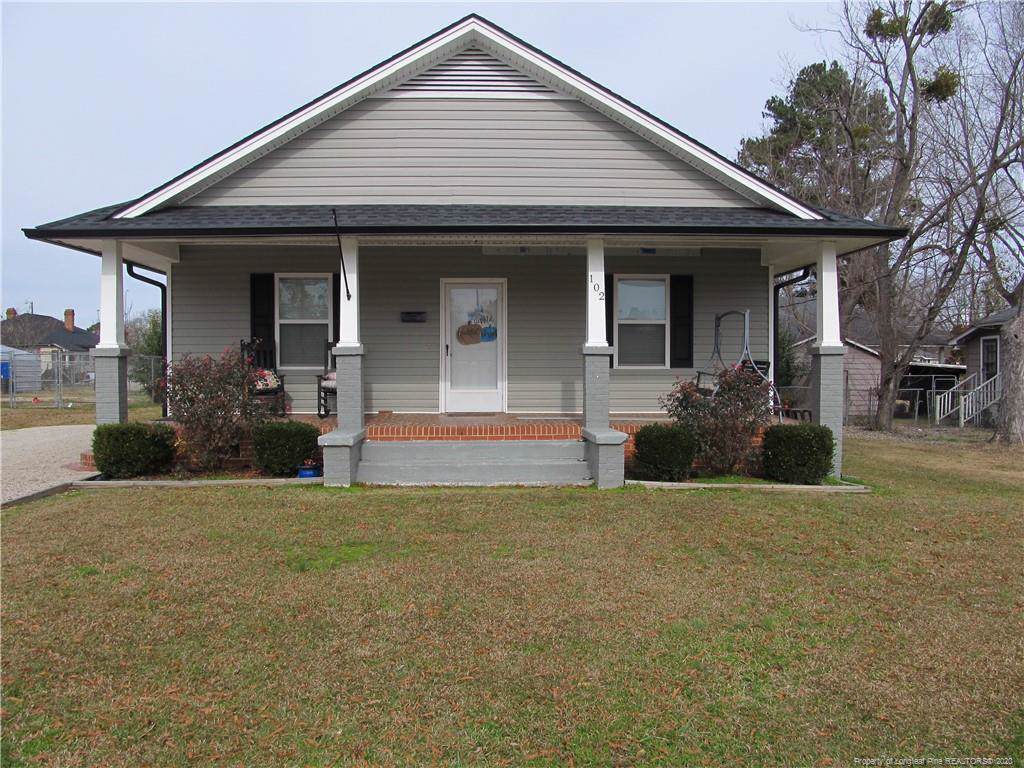 102 C Street - Photo 1