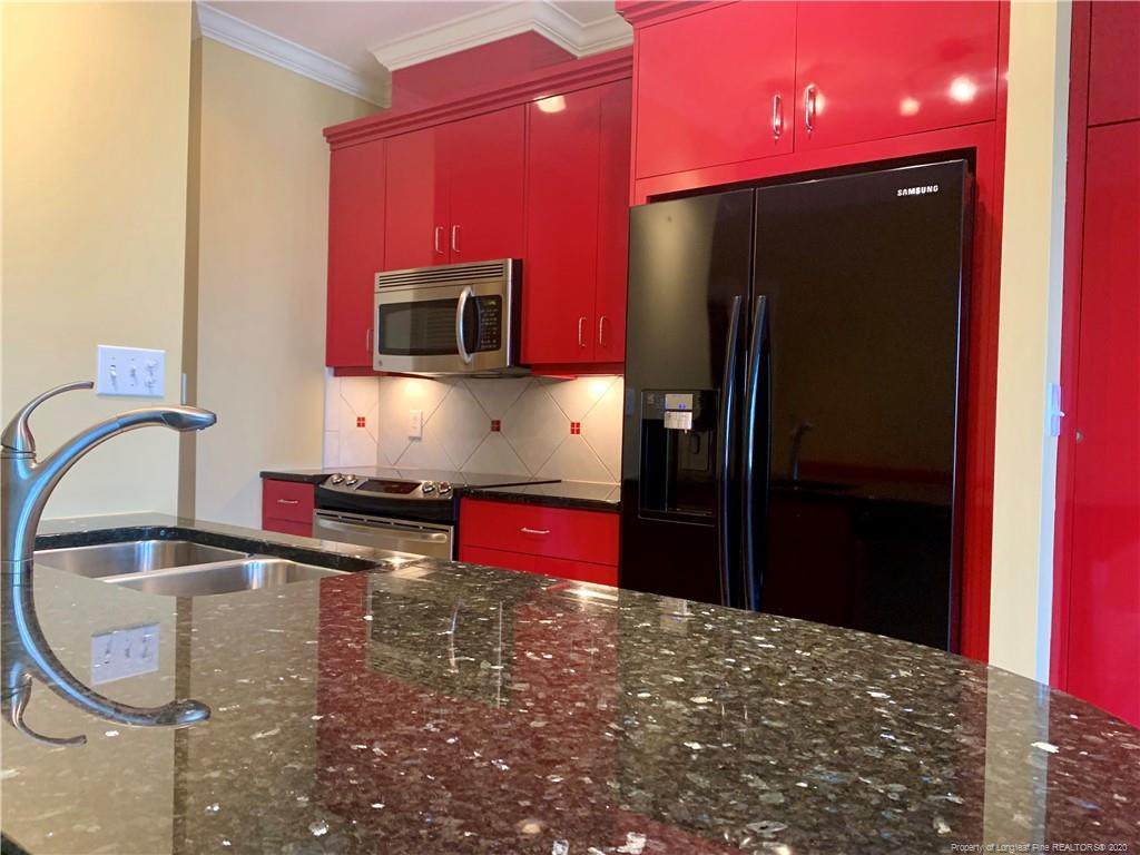 325 Hay Street - Photo 1