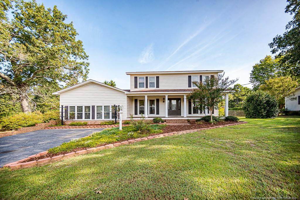 122 Hunter Drive - Photo 1