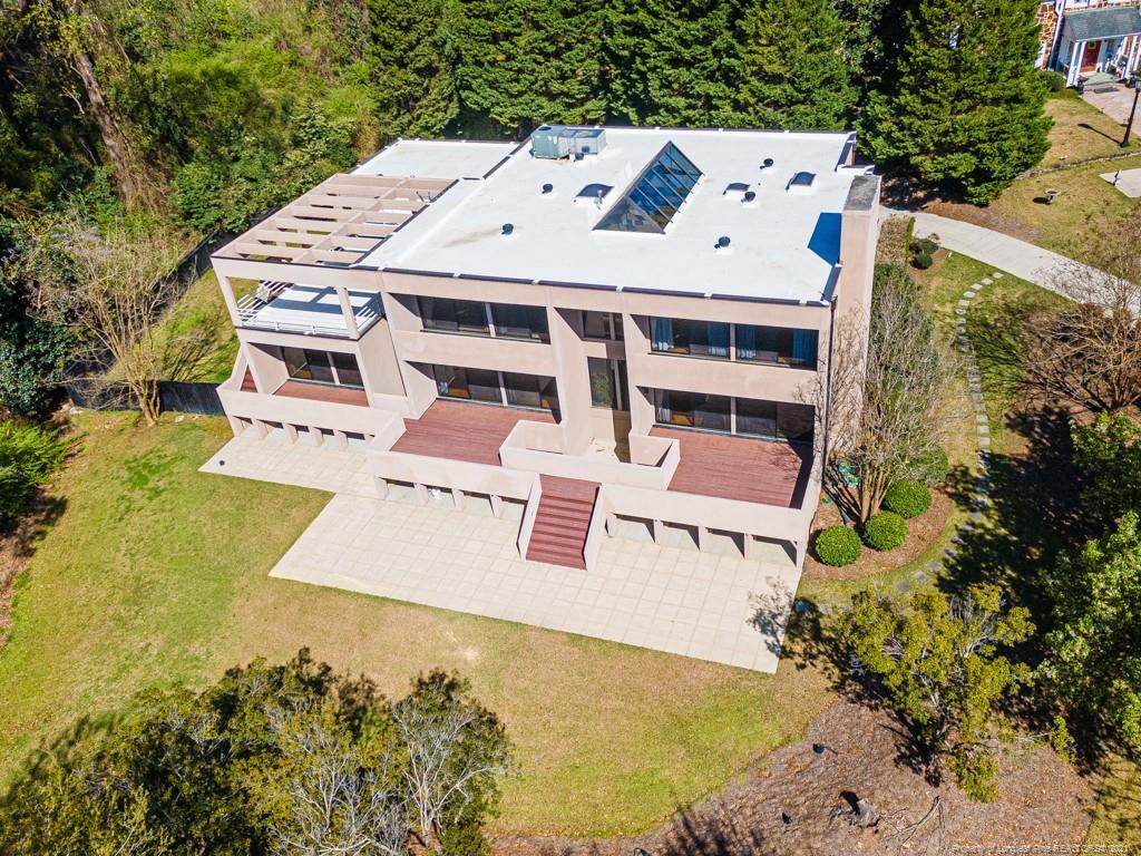 404 Southampton Court - Photo 1