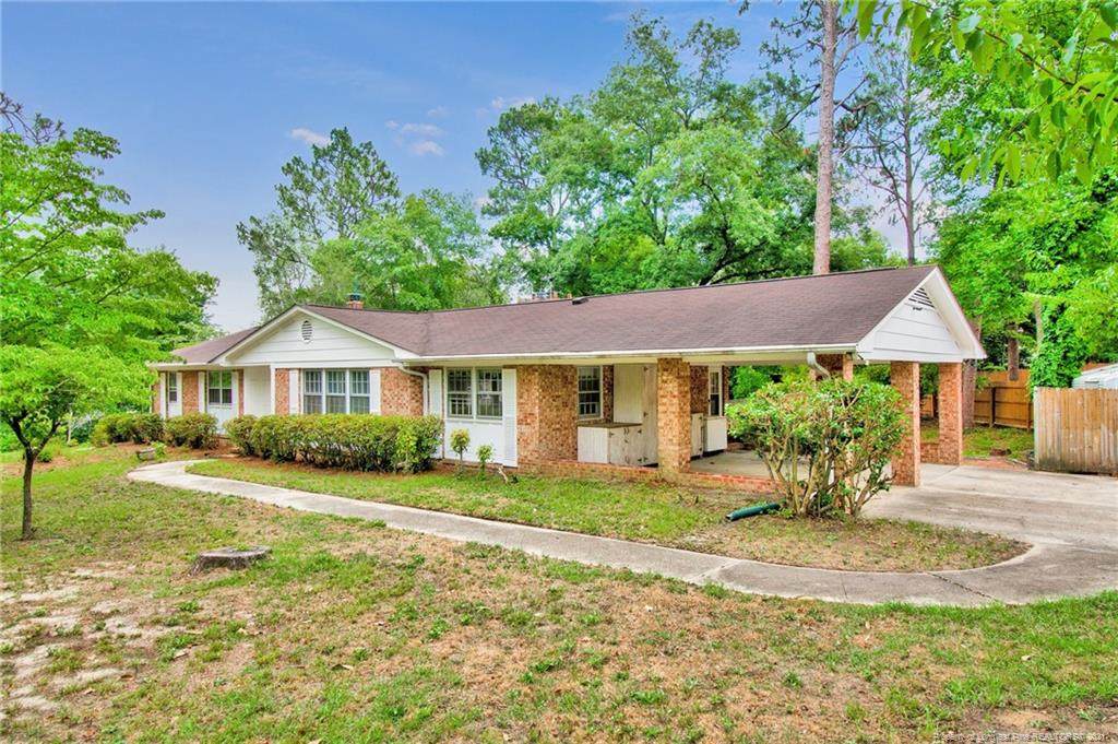 5815 Woodhaven Circle - Photo 1