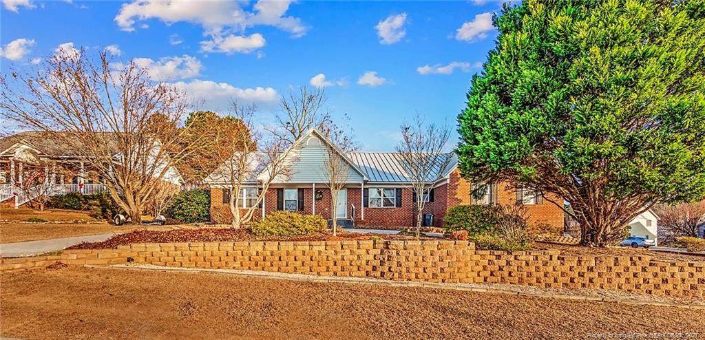416 Bristlecone Drive - Photo 1