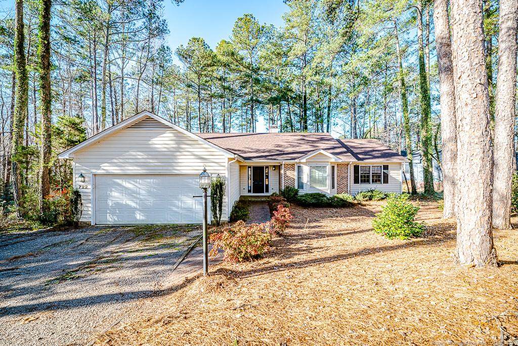 722 Chelsea Drive - Photo 1