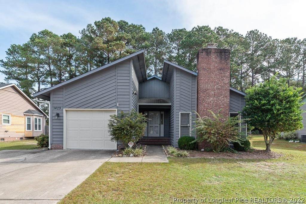 5609 One Putt Lane - Photo 1