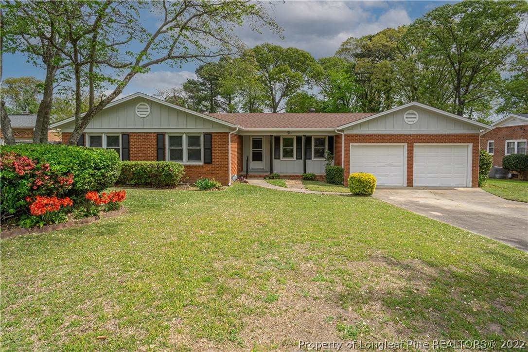 886 Southview Circle - Photo 1