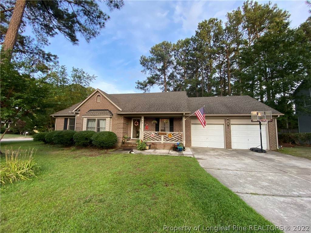 703 Larkspur Drive - Photo 1