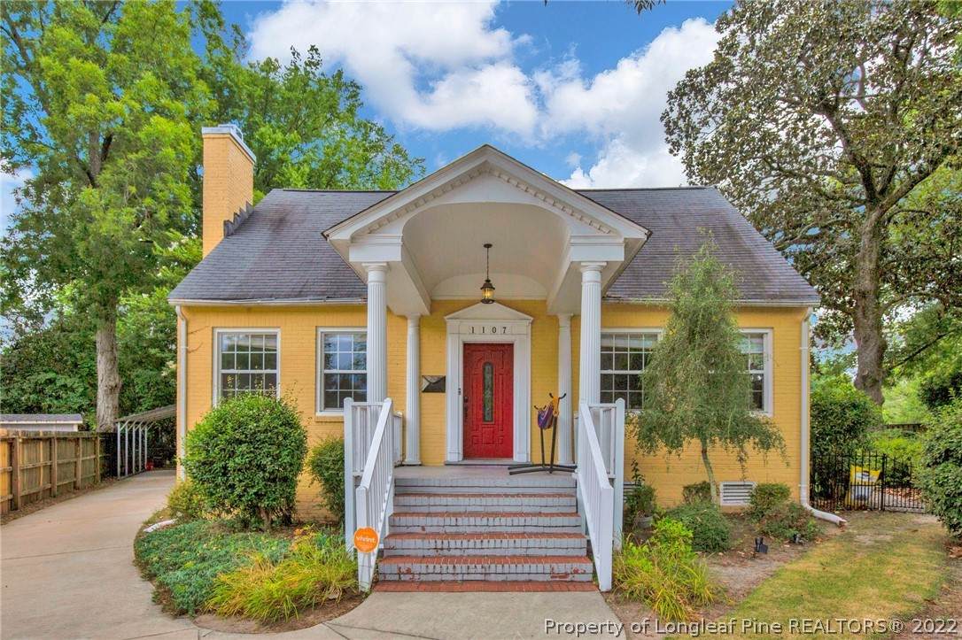 1107 Belmont Circle - Photo 1