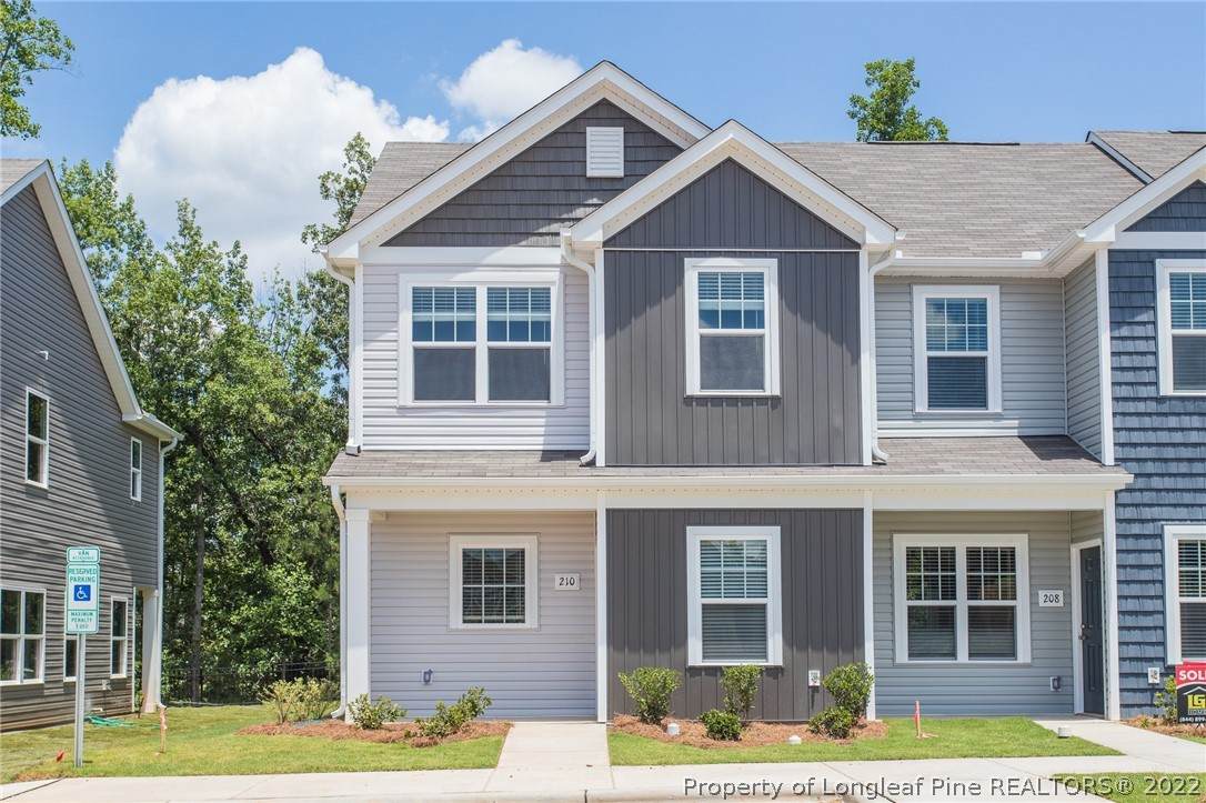 210 Chandler Court - Photo 1