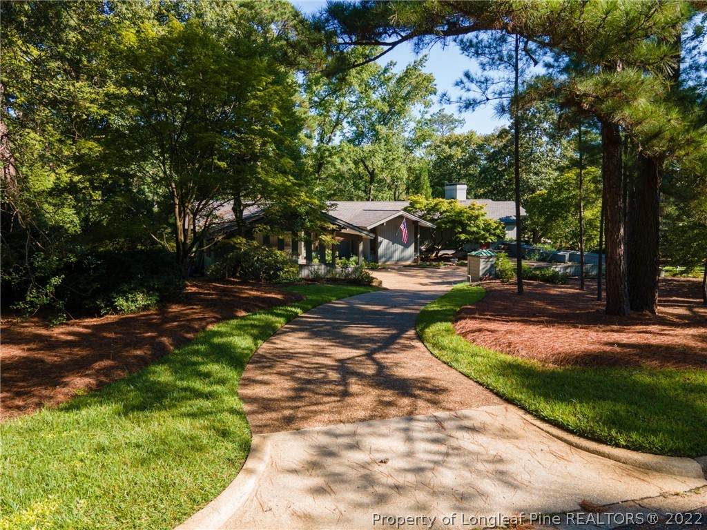 156 Ellerslie Drive - Photo 1