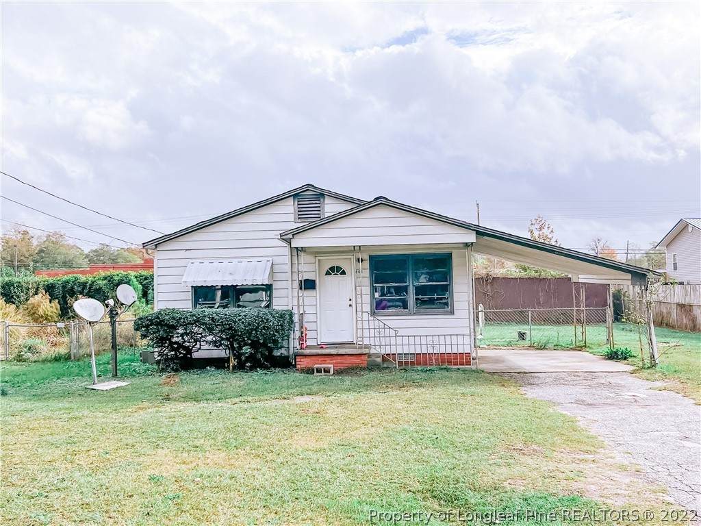 605 Willow Street - Photo 1