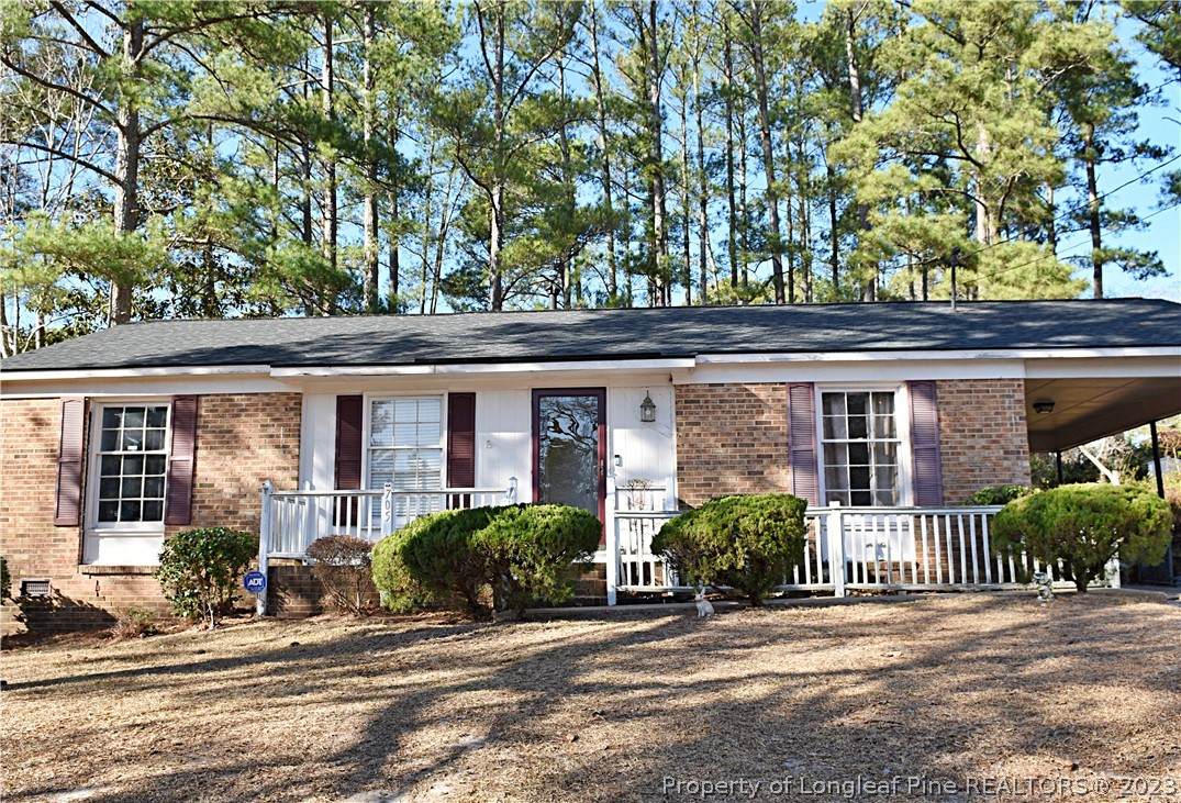 705 Rockwood Drive - Photo 1