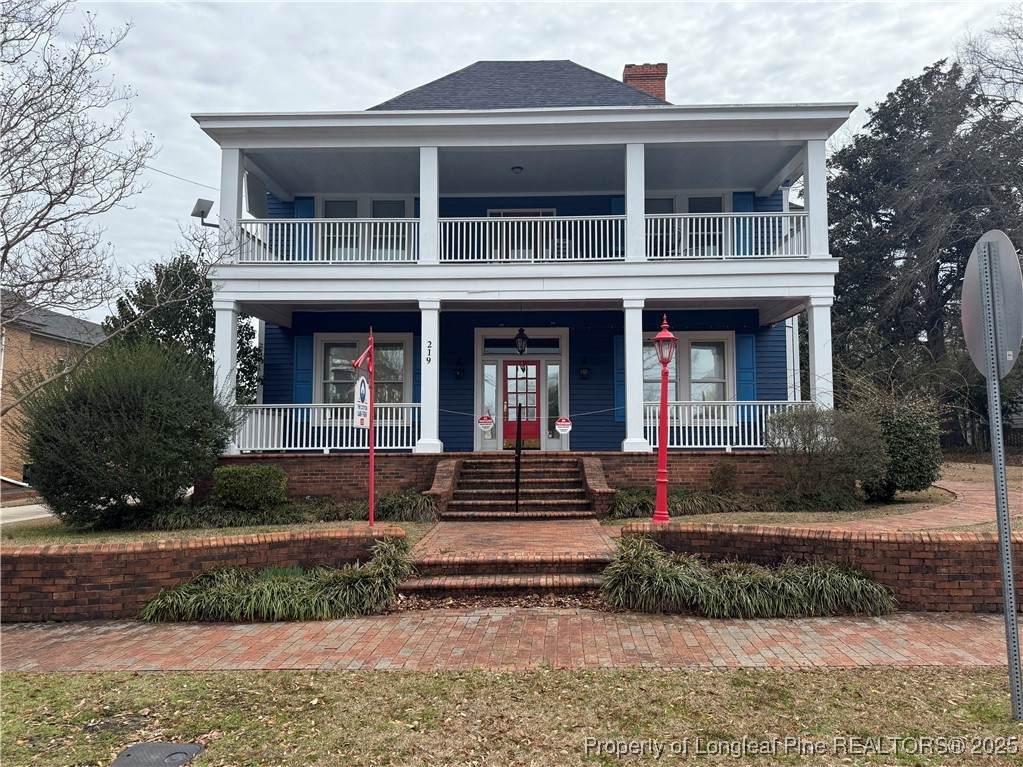 219 Dick Street - Photo 1