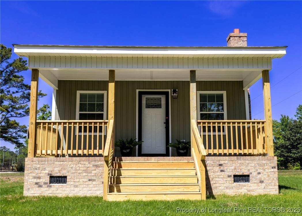 1075 Pine Street - Photo 1