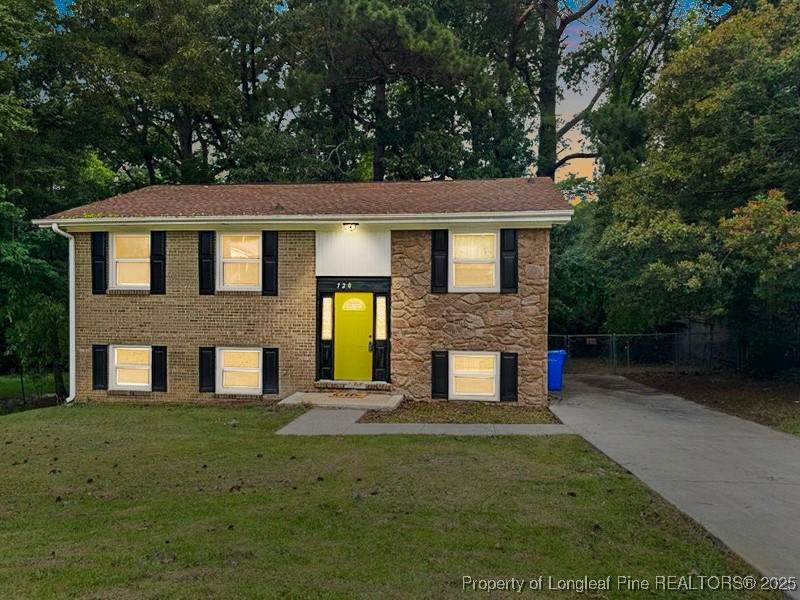 720 Burgoyne Drive - Photo 1